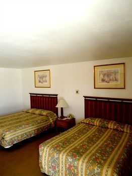 Maple And Motel